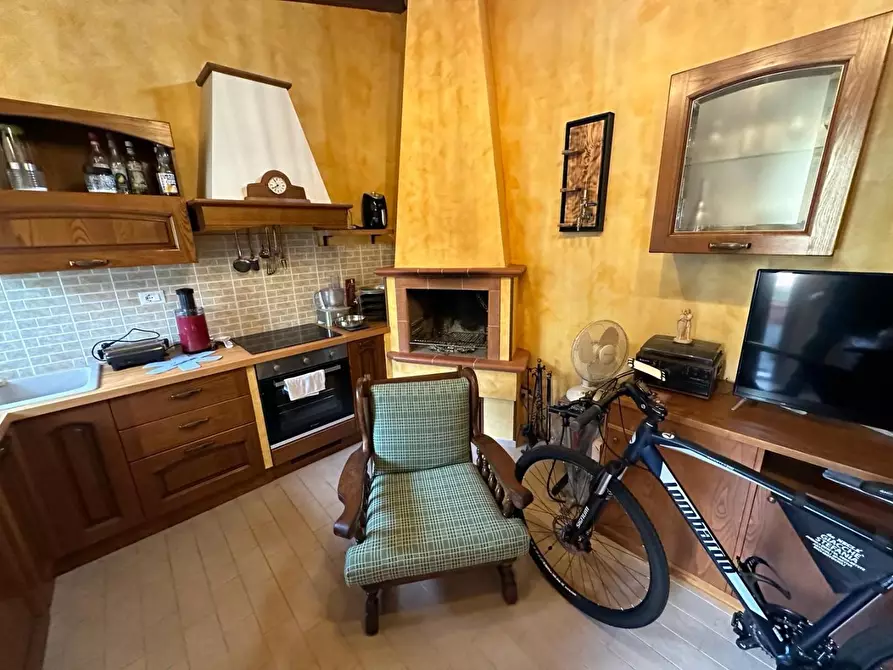 Immagine 6 di Casa indipendente in vendita  a Carrara