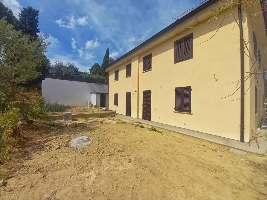 Immagine 8 di Casa bifamiliare in vendita  a Gambassi Terme