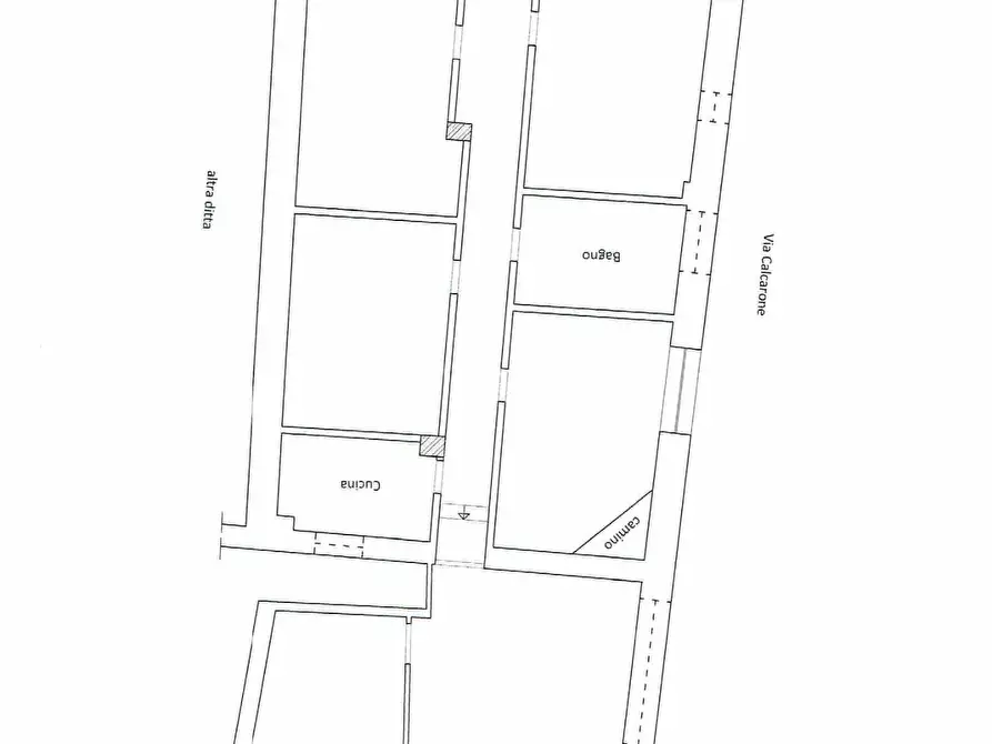 Immagine 12 di Appartamento in vendita  a Giardini-Naxos