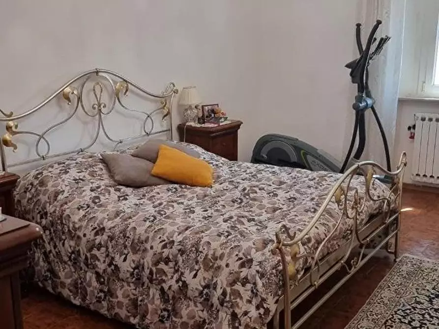 Immagine 13 di Appartamento in vendita  a Livorno