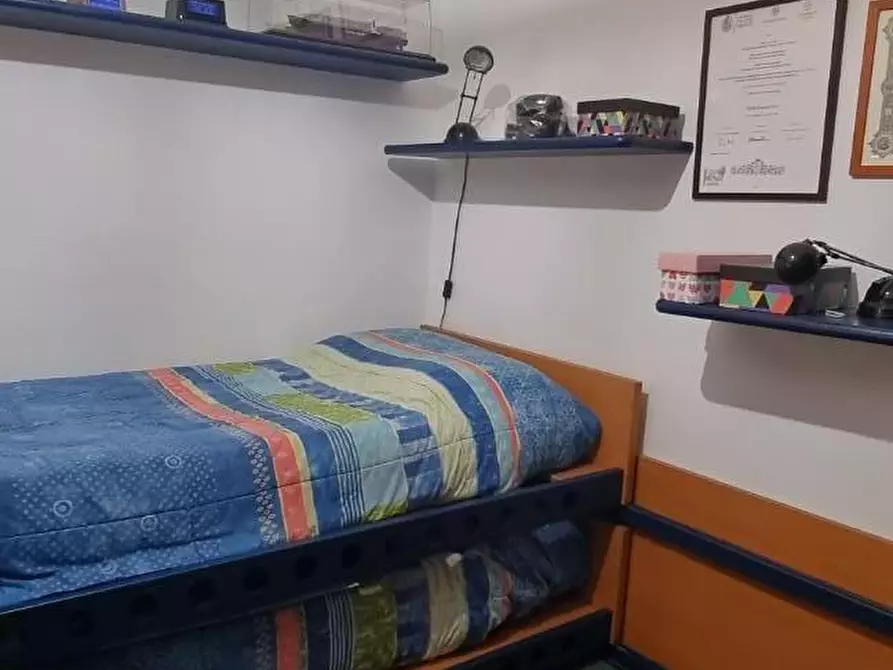 Immagine 11 di Appartamento in vendita  a Livorno