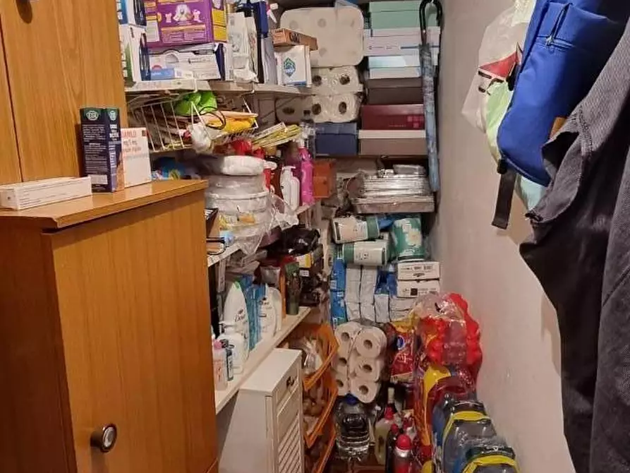 Immagine 16 di Appartamento in vendita  a Livorno