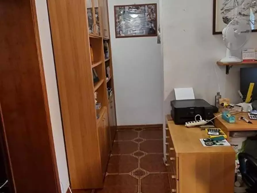 Immagine 6 di Appartamento in vendita  a Livorno