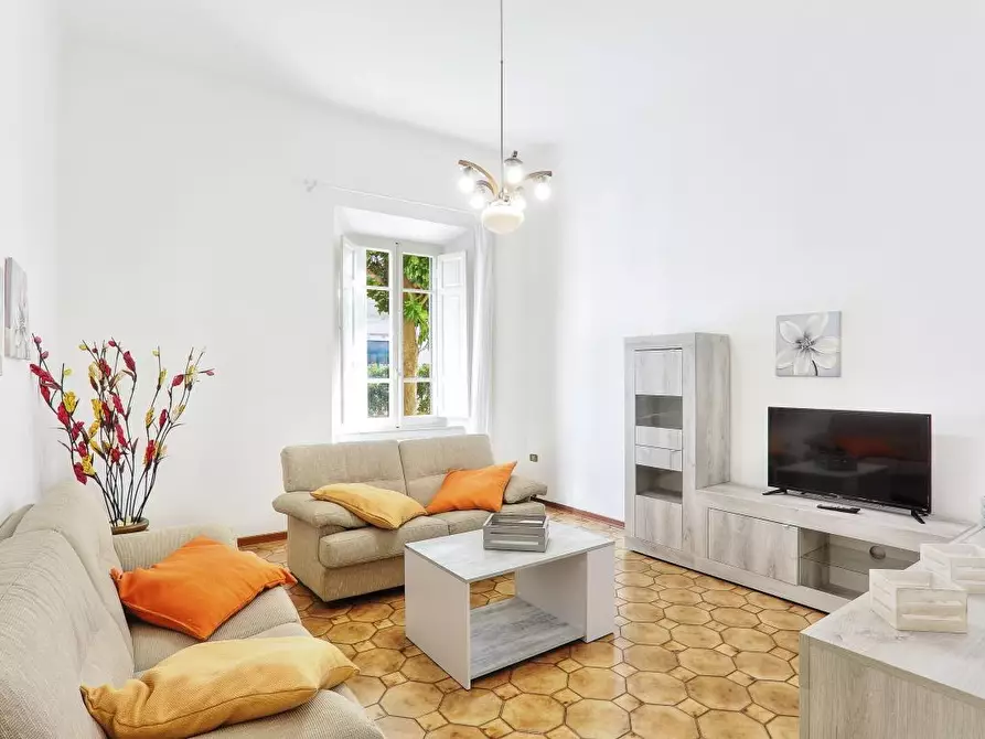 Immagine 10 di Casa bifamiliare in vendita  a San Vincenzo