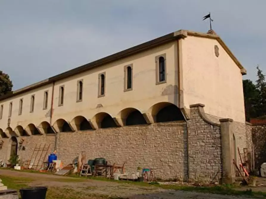 Immagine 5 di Attività artigianale in vendita  a Casciana Terme Lari