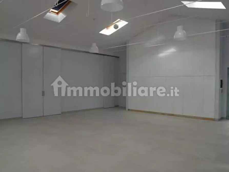 Immagine 2 di Attività artigianale in vendita  a Casciana Terme Lari