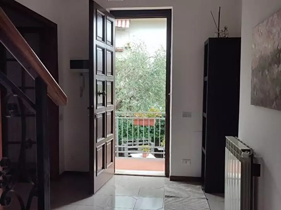 Immagine 15 di Casa semindipendente in vendita  a Carrara
