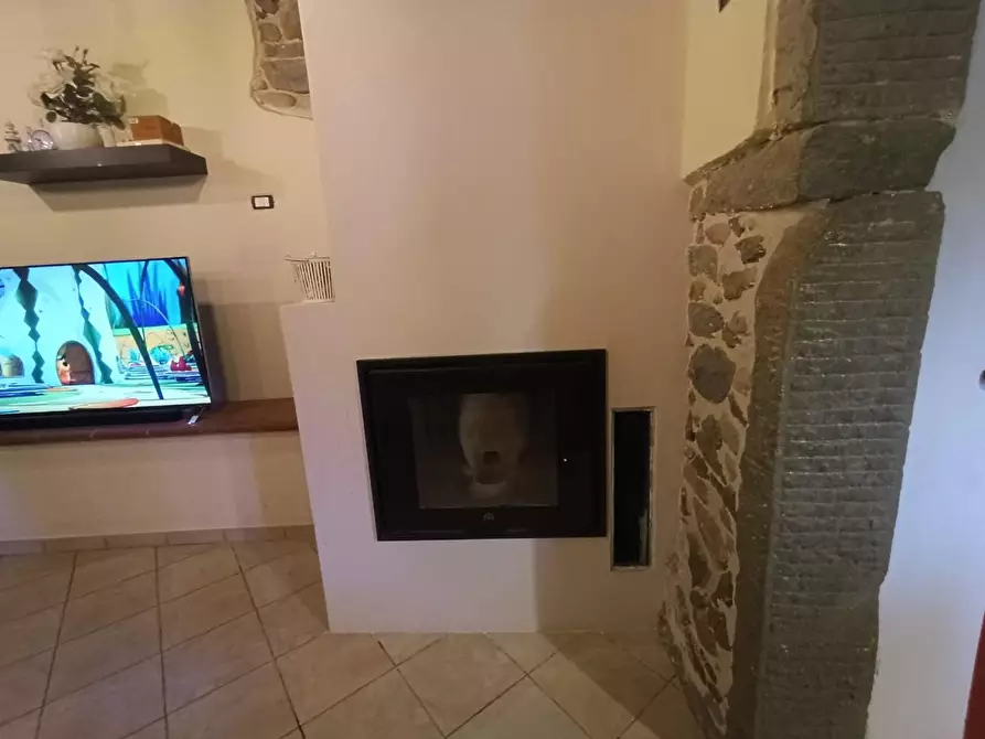 Immagine 3 di Porzione di casa in vendita  a Bagni Di Lucca