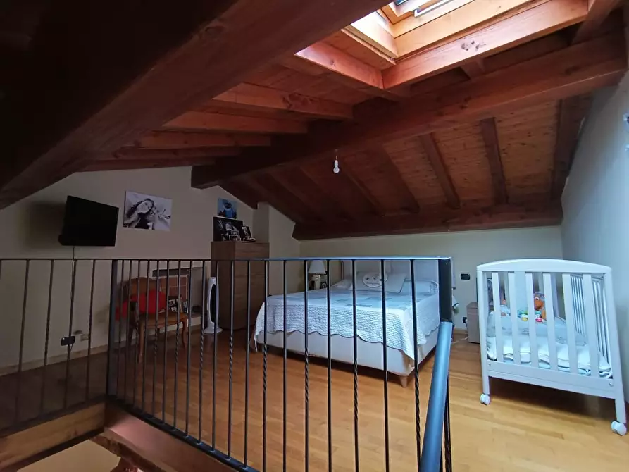 Immagine 13 di Porzione di casa in vendita  a Bagni Di Lucca