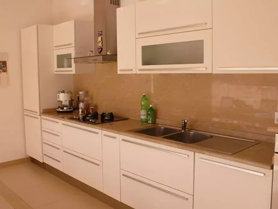 Immagine 4 di Casa indipendente in vendita  a Carrara