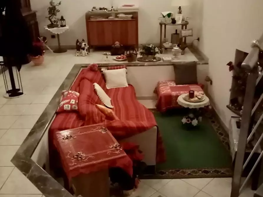 Immagine 4 di Villa in vendita  a Massarosa