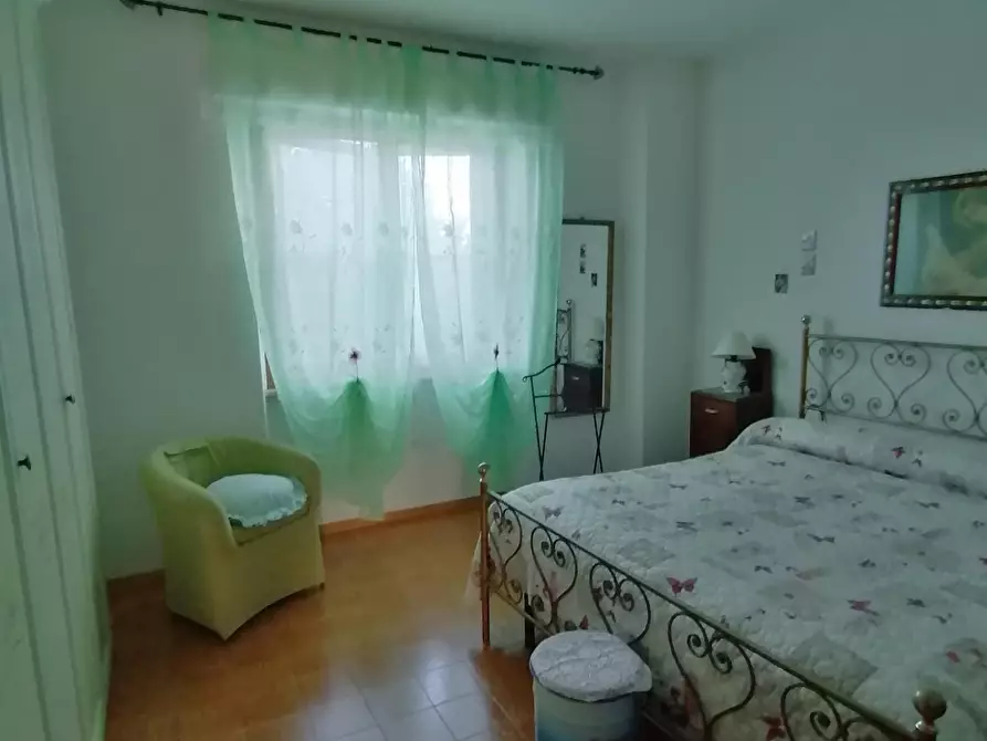 Immagine 9 di Casa colonica in vendita  a Manciano