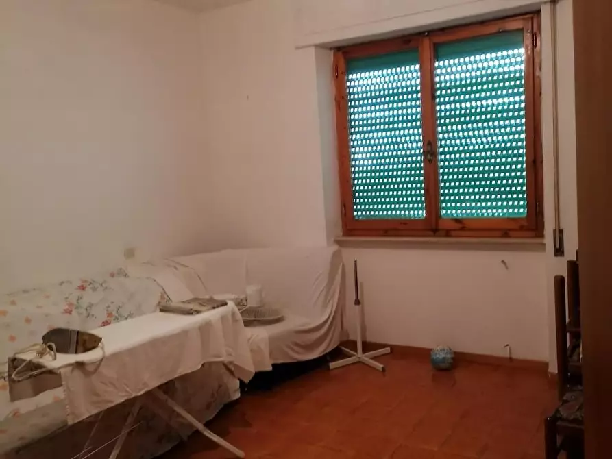 Immagine 10 di Casa colonica in vendita  a Manciano