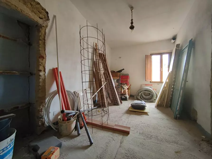 Immagine 16 di Appartamento in vendita  a Crespina Lorenzana