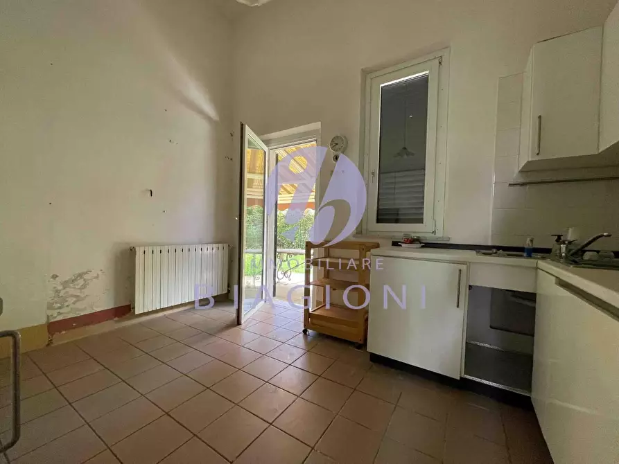 Immagine 22 di Villa in vendita  a Camaiore