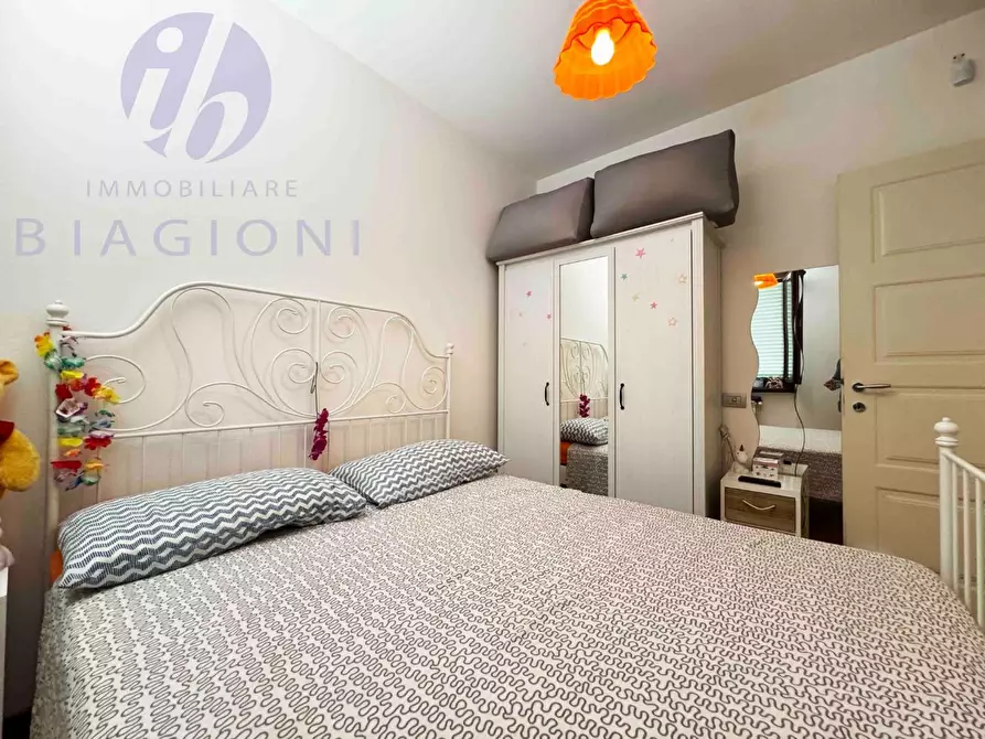 Immagine 47 di Casa bifamiliare in vendita  a Pietrasanta