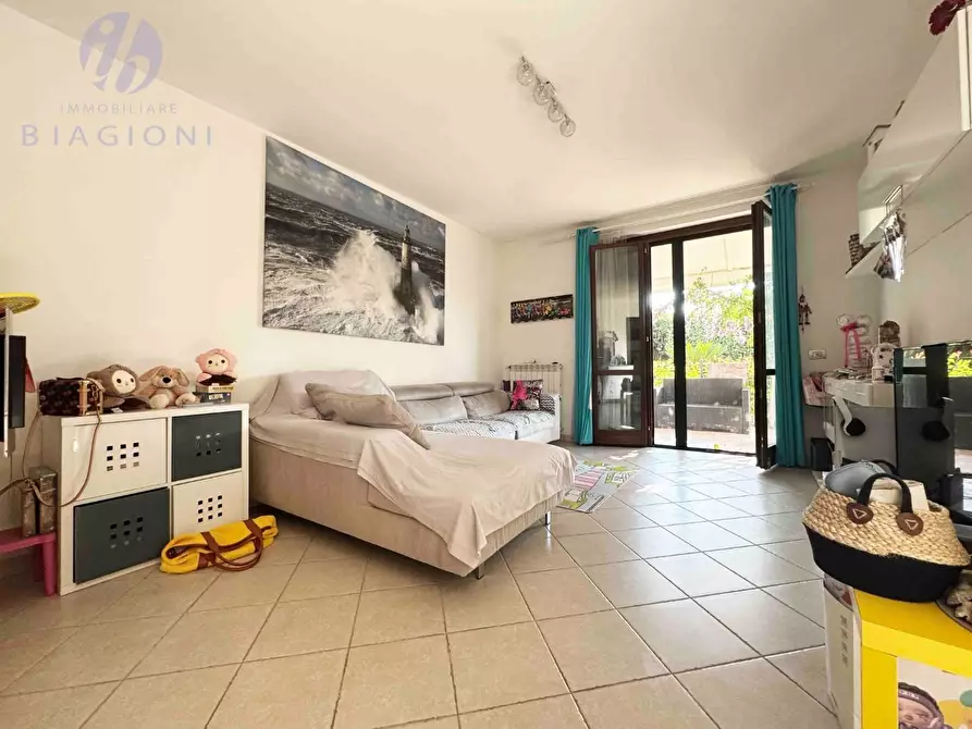 Immagine 22 di Casa bifamiliare in vendita  a Pietrasanta