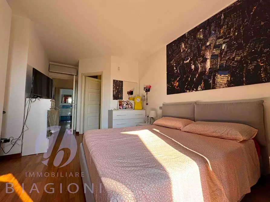 Immagine 34 di Casa bifamiliare in vendita  a Pietrasanta