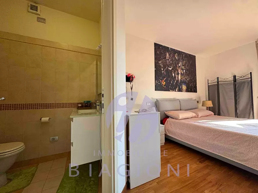 Immagine 32 di Casa bifamiliare in vendita  a Pietrasanta