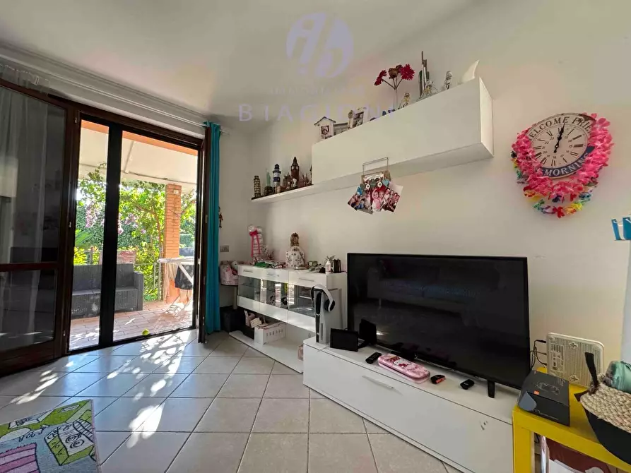 Immagine 21 di Casa bifamiliare in vendita  a Pietrasanta