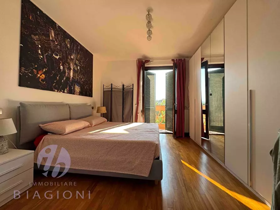 Immagine 37 di Casa bifamiliare in vendita  a Pietrasanta