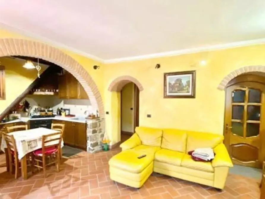 Immagine 16 di Casa indipendente in vendita  a Fosdinovo