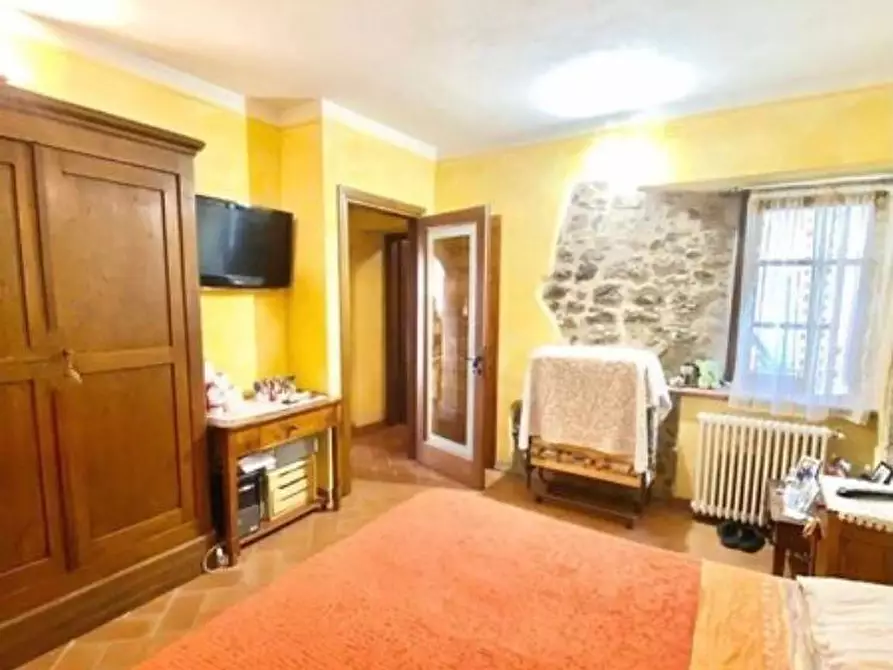 Immagine 8 di Casa indipendente in vendita  a Fosdinovo