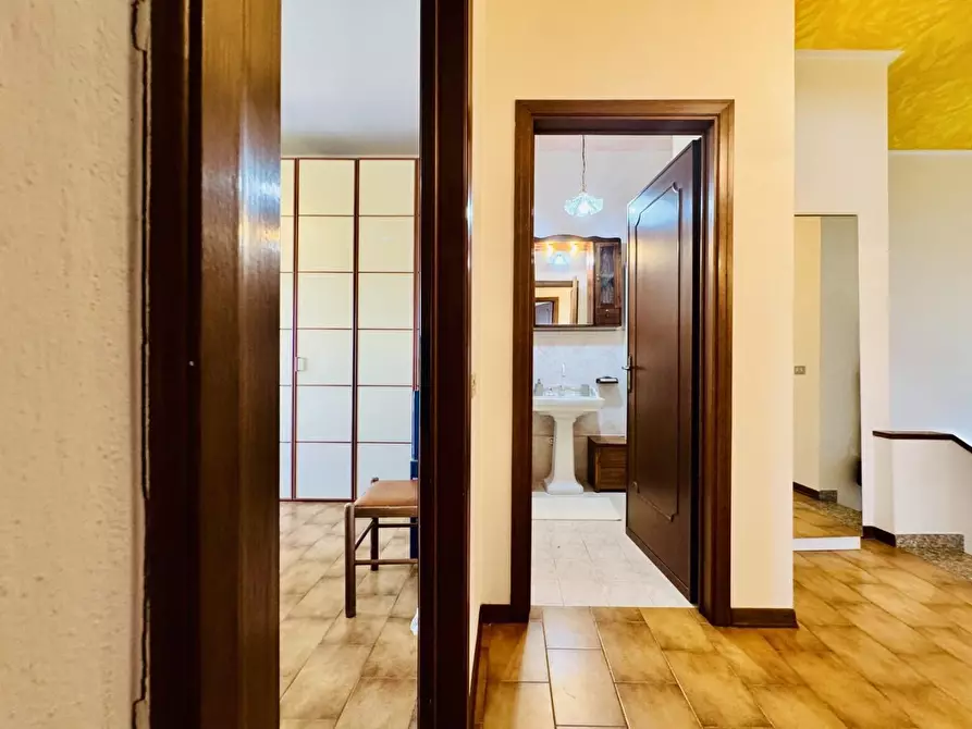 Immagine 46 di Casa trifamiliare in vendita  a Pietrasanta