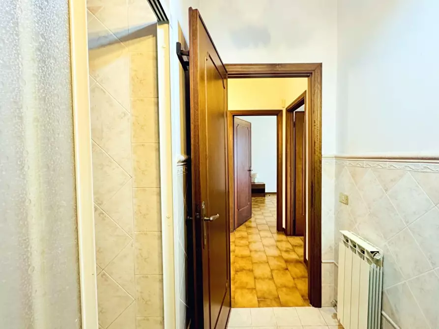 Immagine 49 di Casa trifamiliare in vendita  a Pietrasanta