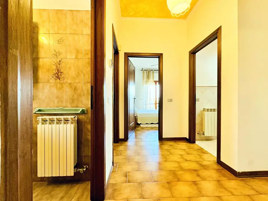 Immagine 32 di Casa trifamiliare in vendita  a Pietrasanta