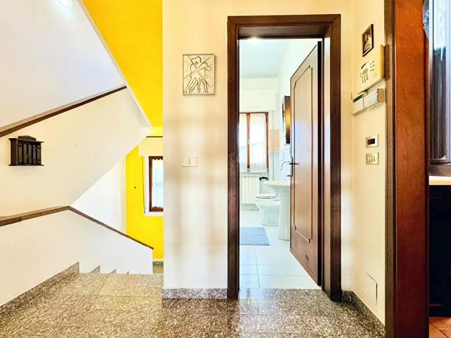 Immagine 22 di Casa trifamiliare in vendita  a Pietrasanta