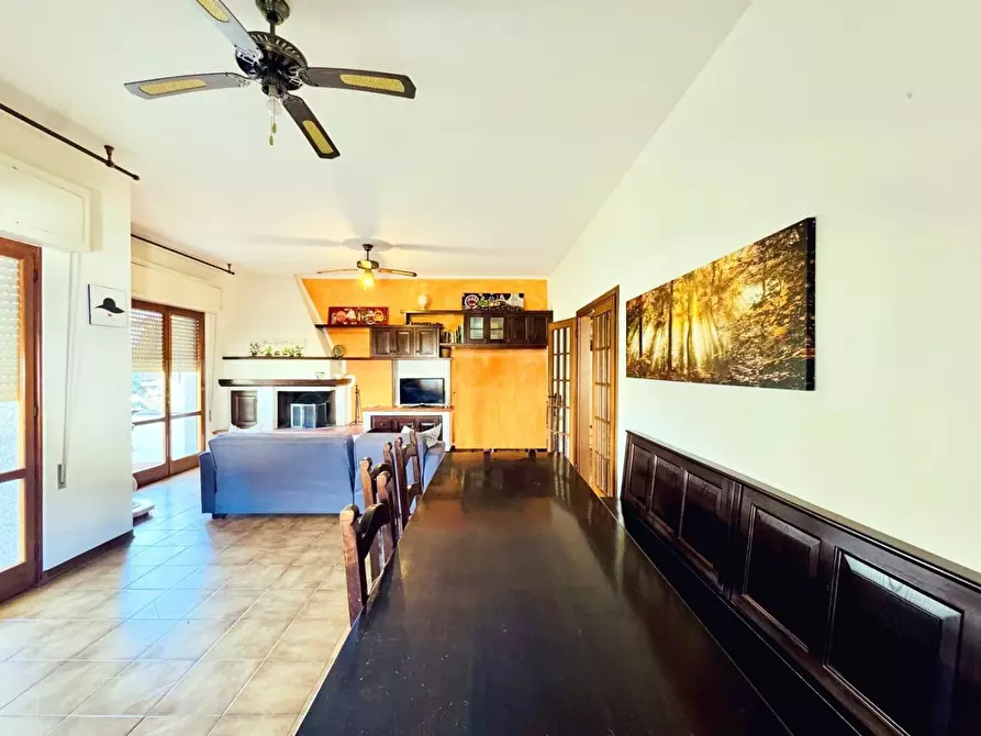 Immagine 13 di Casa trifamiliare in vendita  a Pietrasanta