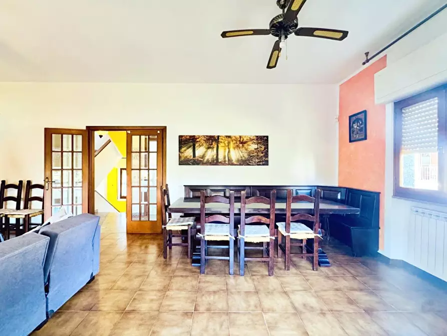 Immagine 12 di Casa trifamiliare in vendita  a Pietrasanta