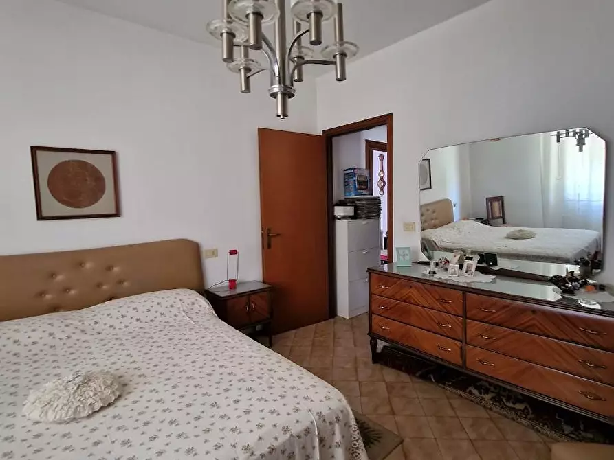 Immagine 23 di Appartamento in vendita  a Aulla