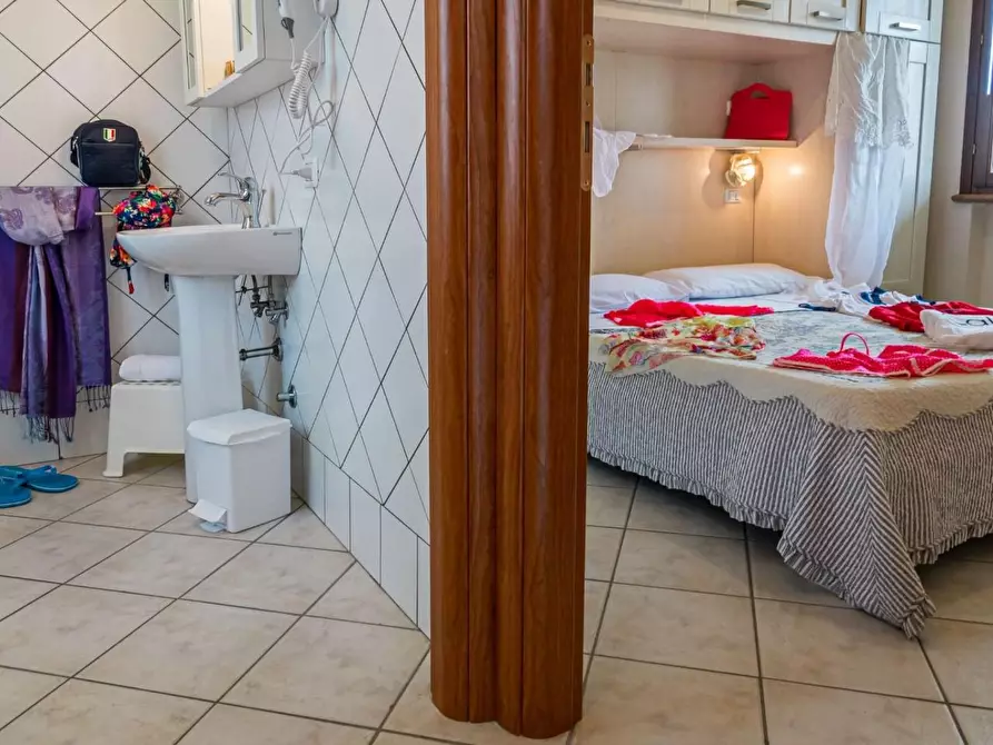 Immagine 8 di Appartamento in vendita  a Rosignano Marittimo