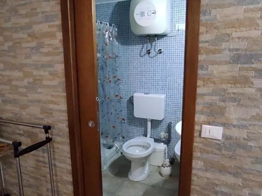 Immagine 14 di Magazzino in vendita  a Rosignano Marittimo