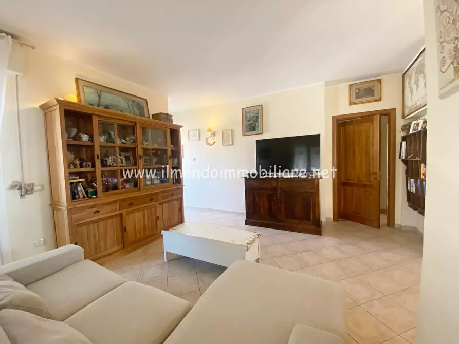 Immagine 5 di Appartamento in vendita  a Rosignano Marittimo