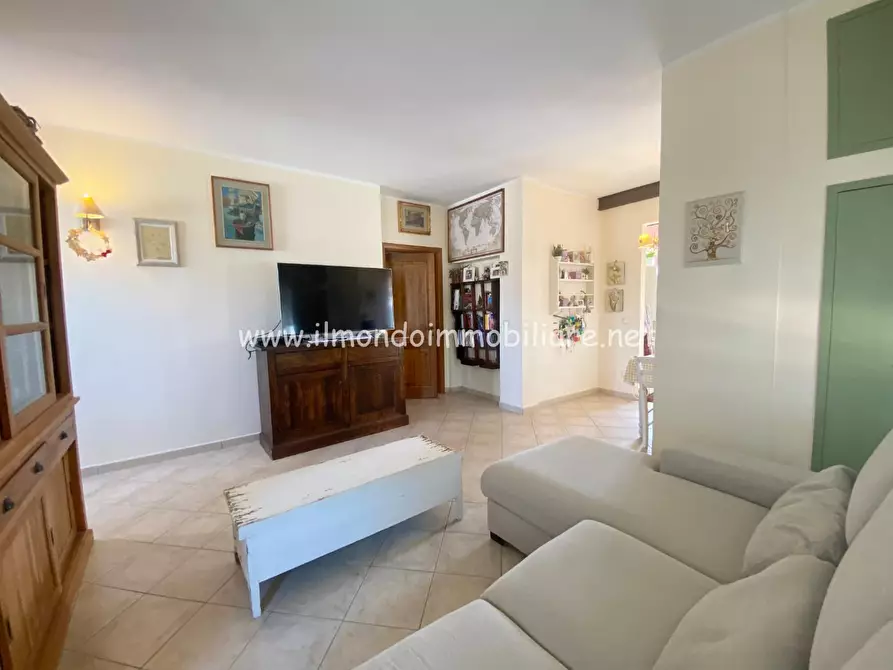 Immagine 4 di Appartamento in vendita  a Rosignano Marittimo