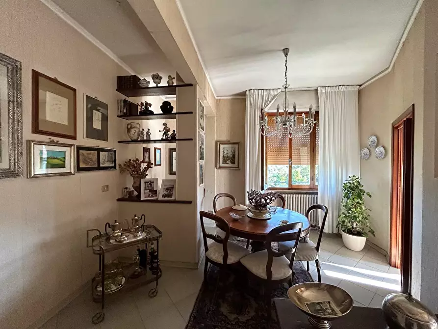 Immagine 3 di Appartamento in vendita  a Siena