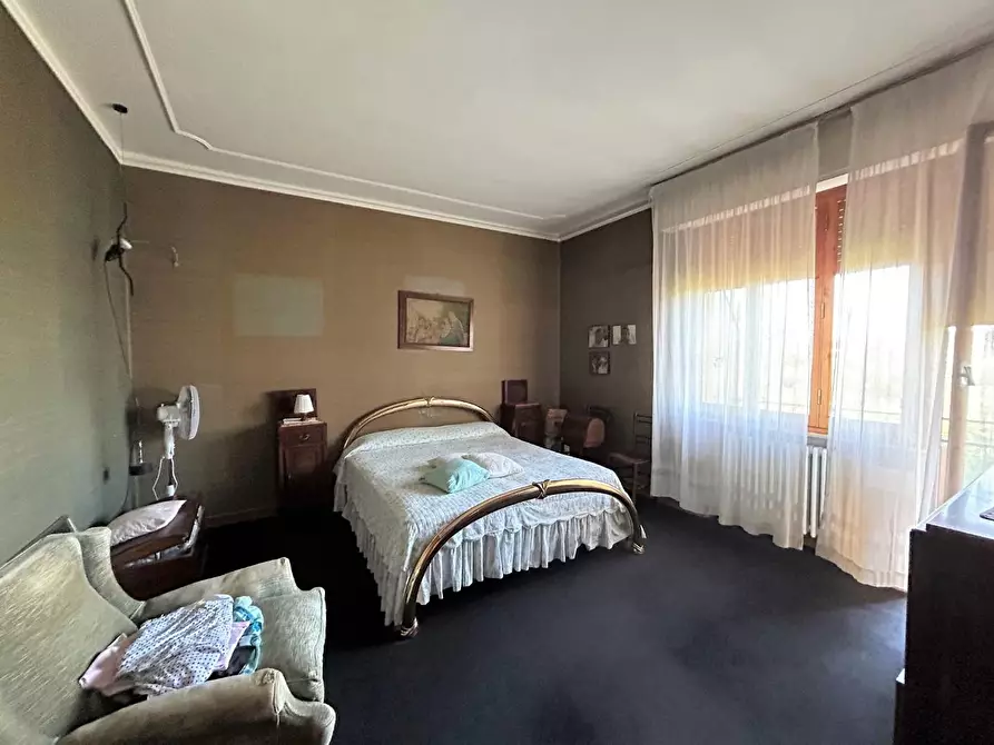 Immagine 9 di Appartamento in vendita  a Siena