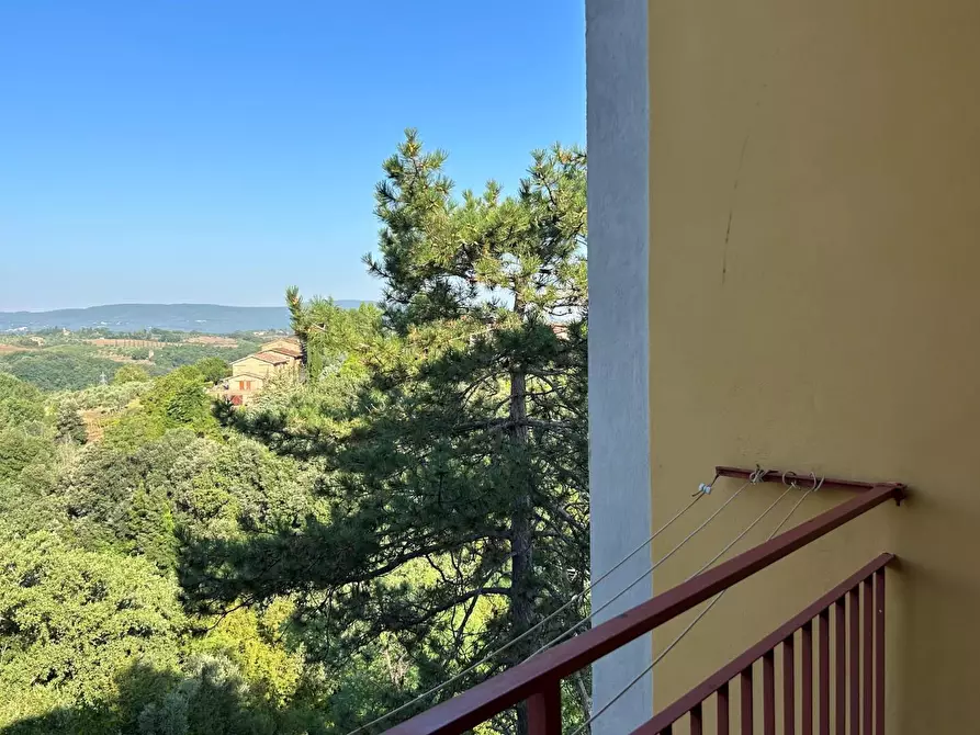 Immagine 20 di Appartamento in vendita  a Siena