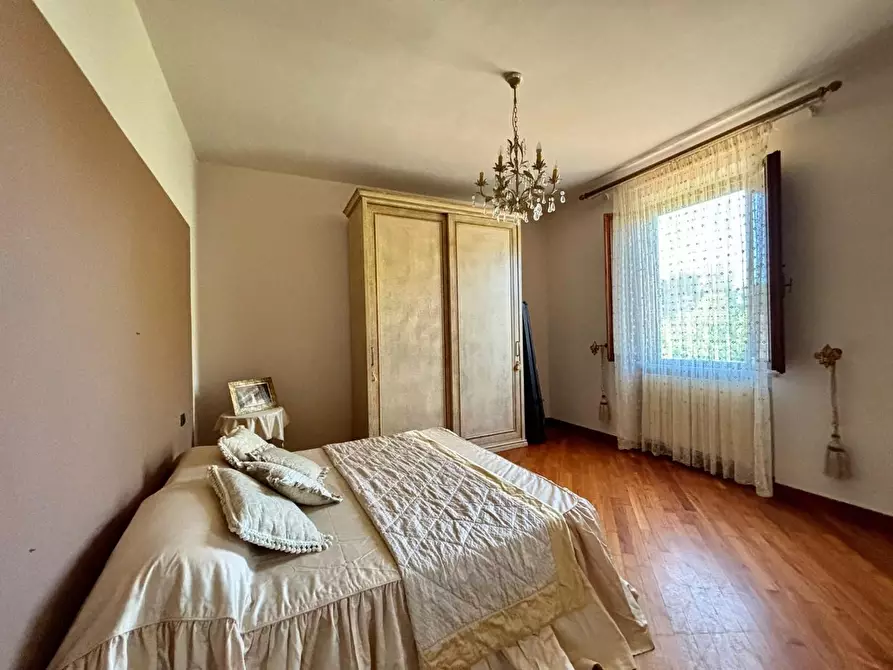 Immagine 15 di Villa in vendita  a Capannoli