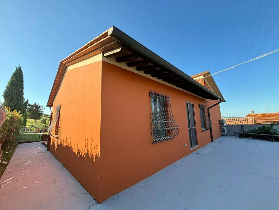 Immagine 2 di Villa in vendita  a Capannoli