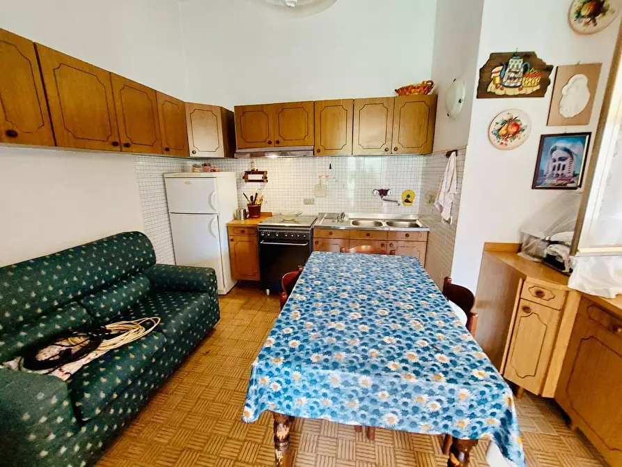 Immagine 43 di Villa in vendita  a Massarosa