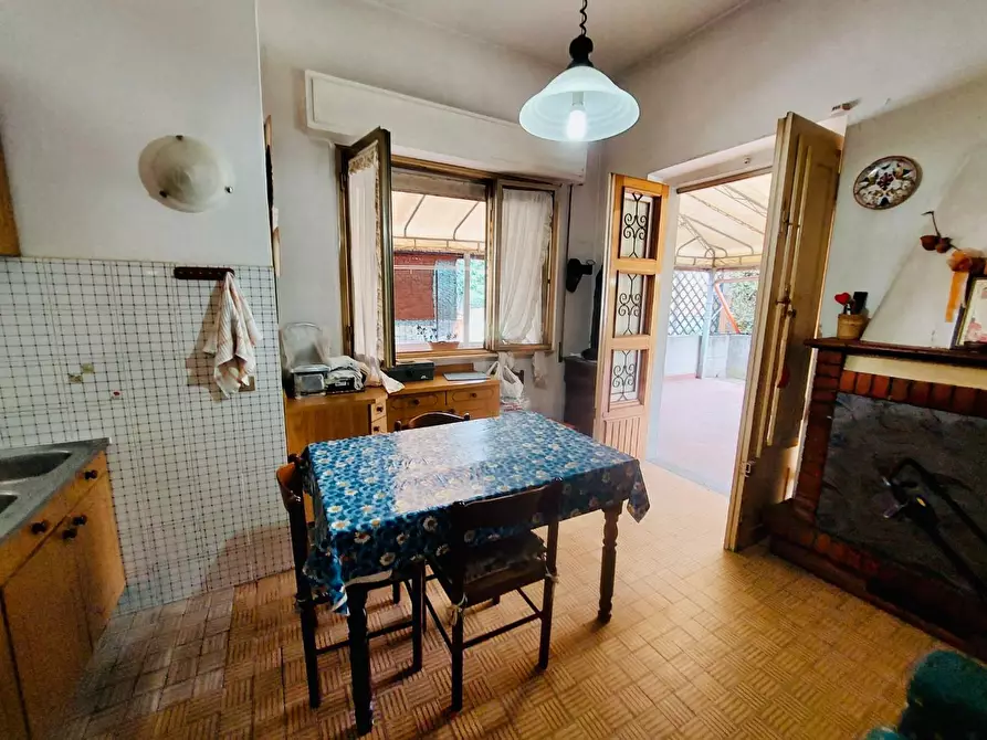 Immagine 46 di Villa in vendita  a Massarosa