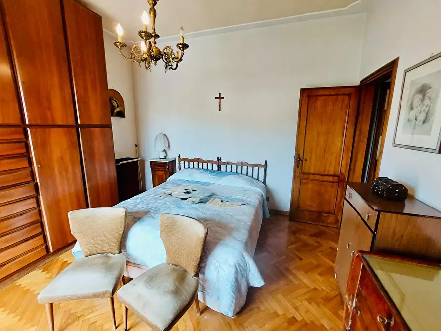 Immagine 17 di Villa in vendita  a Massarosa