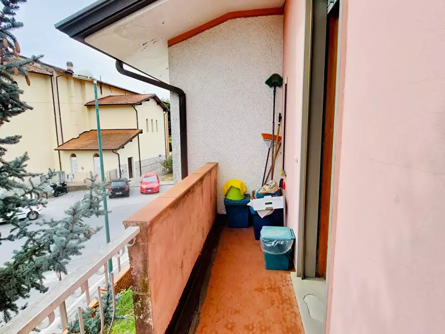 Immagine 14 di Villa in vendita  a Massarosa