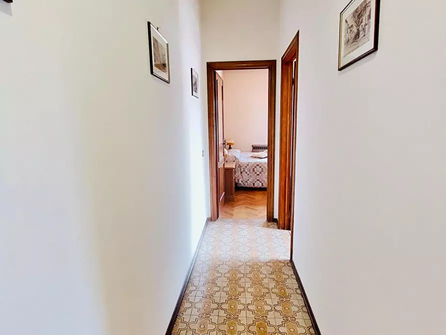 Immagine 23 di Villa in vendita  a Massarosa