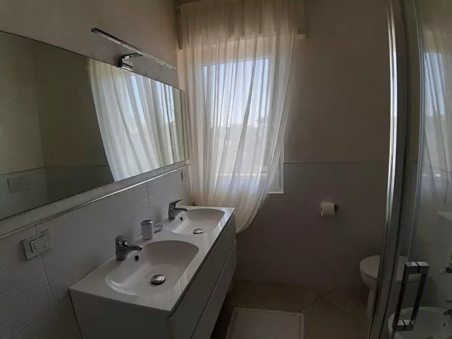 Immagine 9 di Villa in affitto  a Forte Dei Marmi