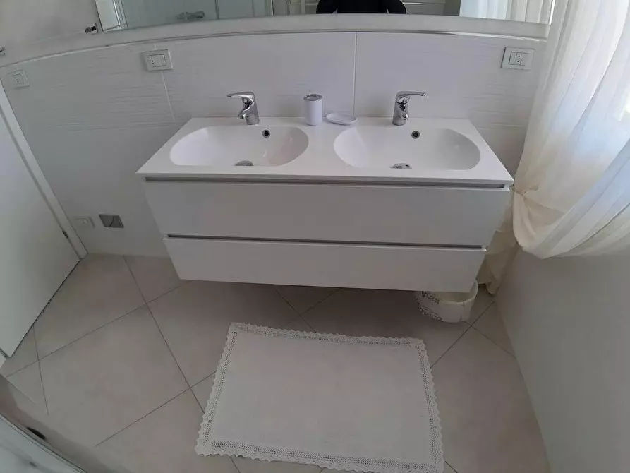 Immagine 13 di Villa in affitto  a Forte Dei Marmi